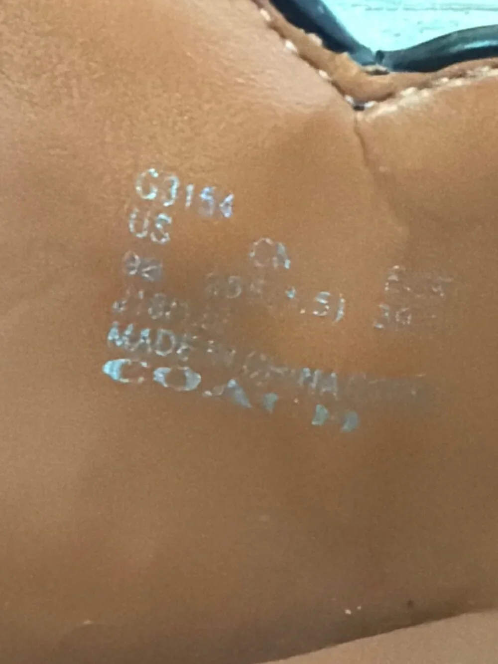 Coach Waverly Black Leather Scalloped Studded Pumps Pointed Toe Heels Size 9 - Picture 8 of 13